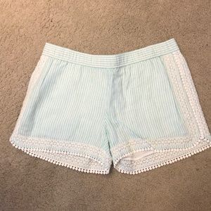 Vineyard Vines shorts